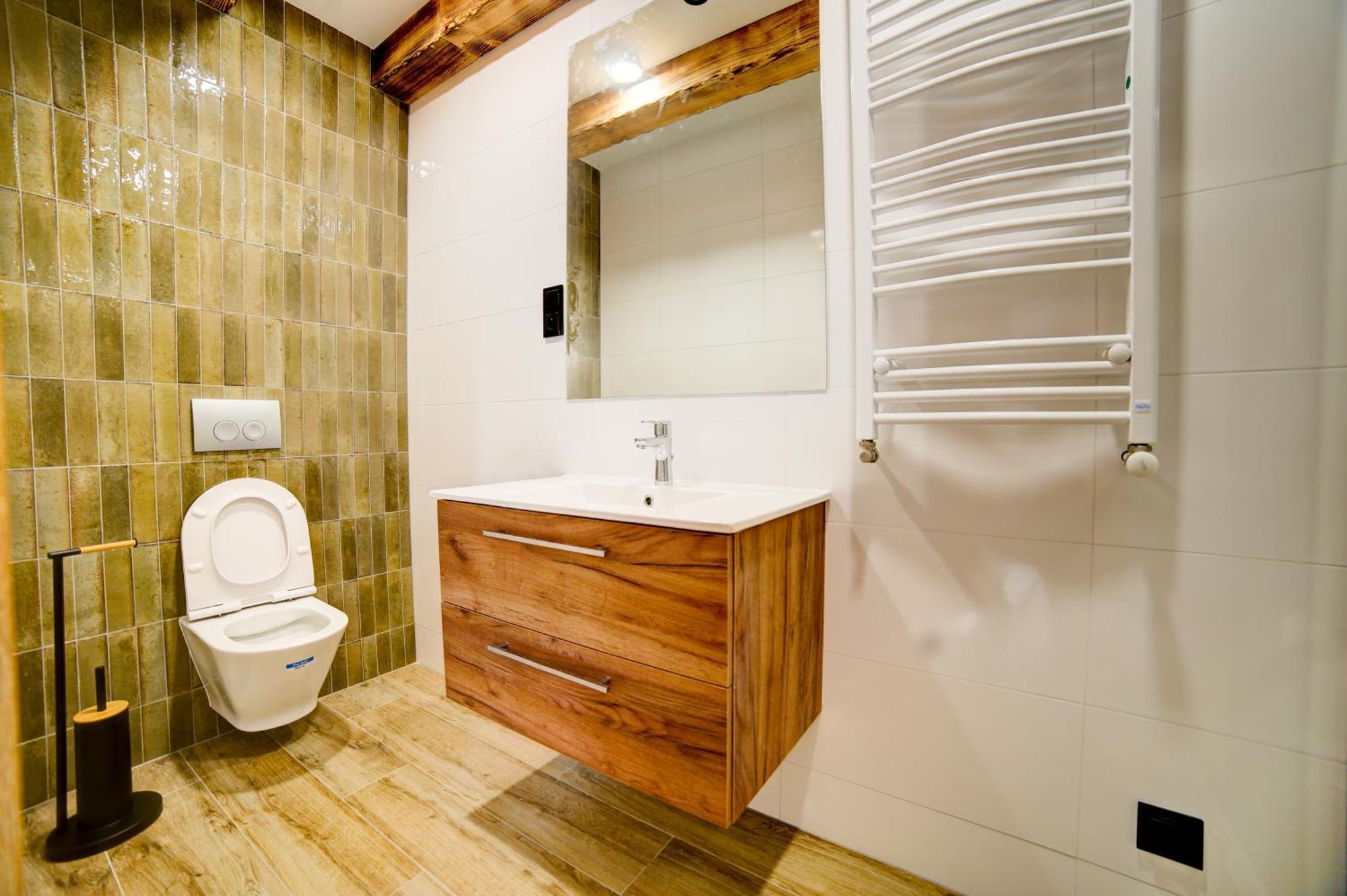 Lawendowy Staw Hotel *